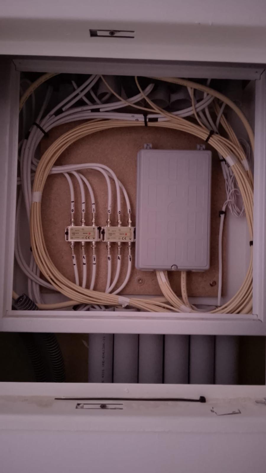 Instalación de antenas de TDT y satélite